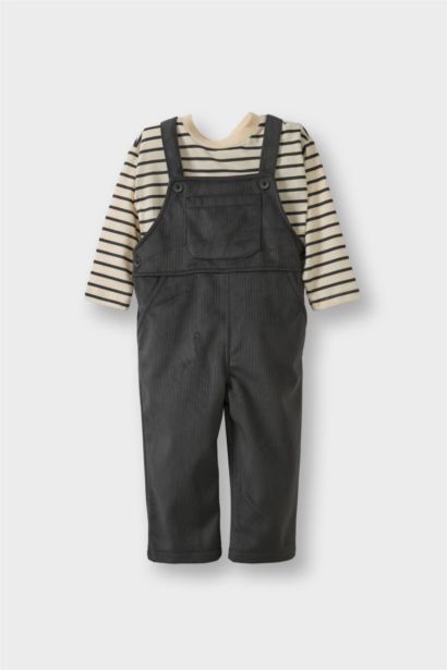 طقم مضلع مخمل بياقة مستديرة من قطعتين