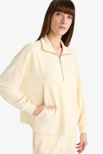 Modal Dik Yaka Yarım Fermuarlı Sweatshirt
