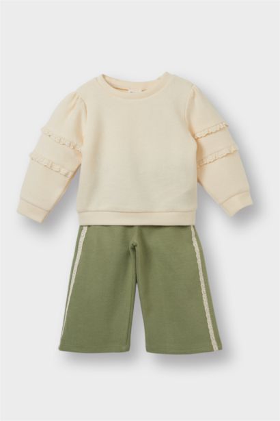 طقم بياقة مستديرة من قطعتين