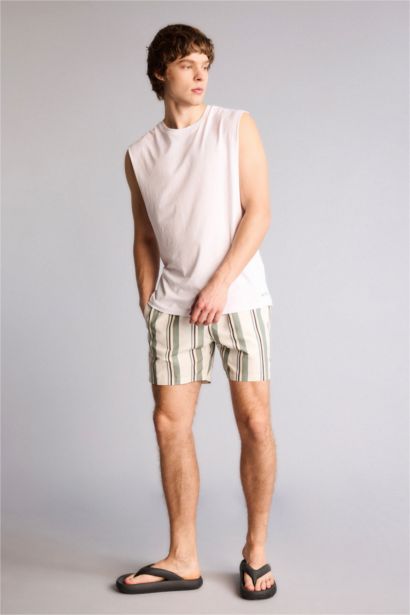 شورت بحر قصير ميكروفيبر ببطانة شبكية