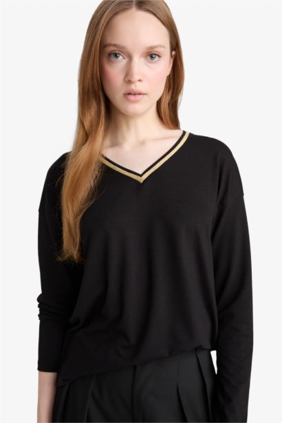 Regular Fit V-Neck Long Sleeve T-Shirt