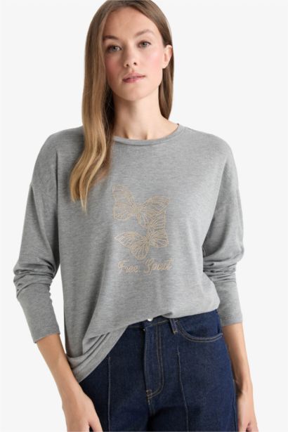 تيشيرت كم طويل قصة مريحة برقبة مستديرة