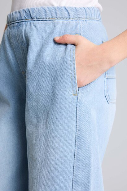 Girl Balloon Fit Jeans