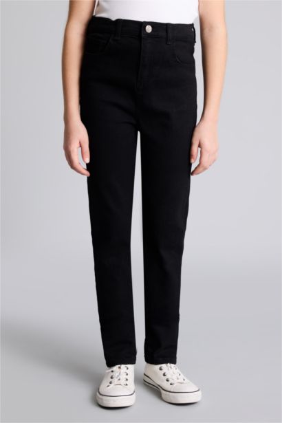 بنطرون جينز سكيني فيت برجل ضيق