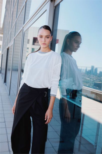 Woman Long Sleeve T-Shirt