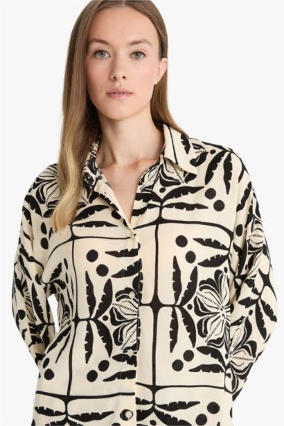 Chemise en viscose froissée imprimée manches longues Coupe régulière