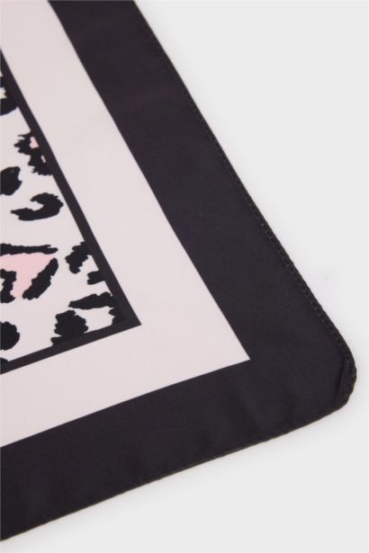 Girl Printed Foulard