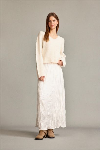 Relax Fit Satin Elastic Band Skirt