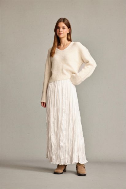 Relax Fit Satin Elastic Band Skirt