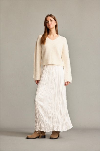 Relax Fit Satin Elastic Band Skirt