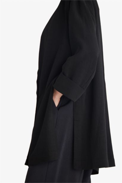 فيست بليزر قصة عادية برقبة بليزر قطن