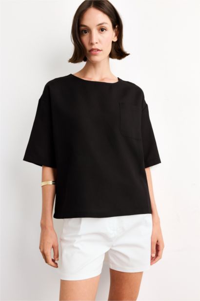 قميص نص ردن منسوج قصة مريحة بياخة مستديرة