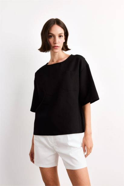 قميص نص ردن منسوج قصة مريحة بياخة مستديرة