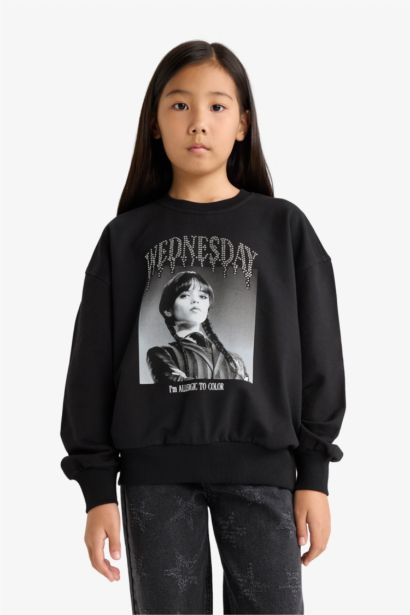Girl Wednesday Oversize Fit Crew Neck Sweatshirt