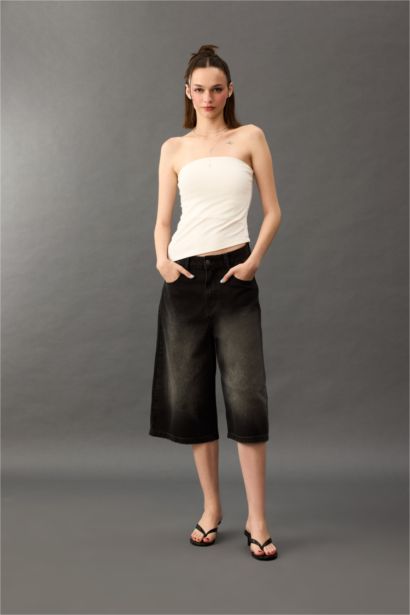 بلوزة بدون حمالات