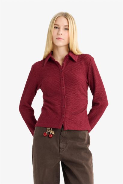 قميص ردن طويل منسوج مخصر