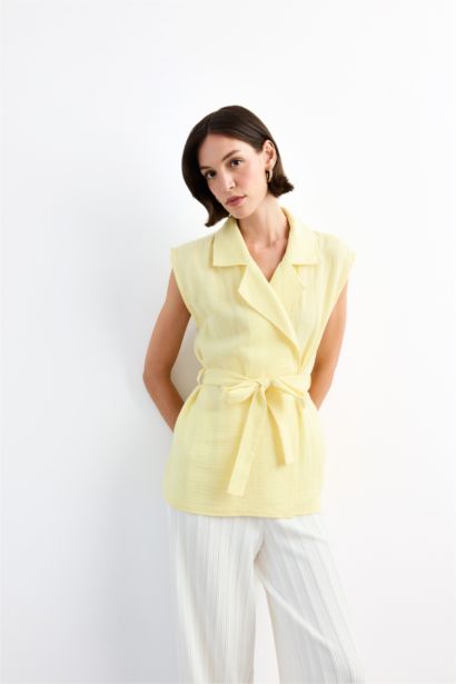 Crew Neck Short Sleeve Blouse