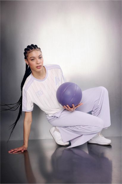 Футболка NBA Los Angeles Lakers Standard Fit с коротким рукавом