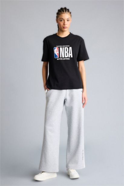 Футболка NBA Wordmark Relax Fit с коротким рукавом