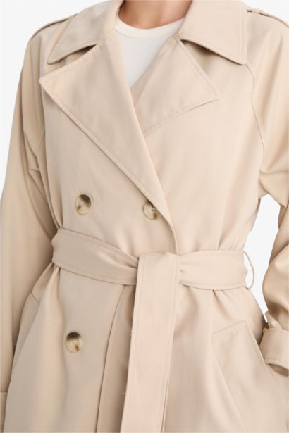 ترانش كوت وتر بروف قصة مريحة