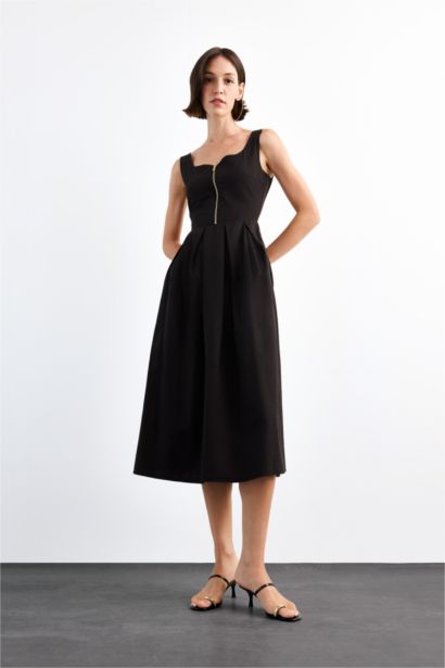 Sleeveless Long Dress