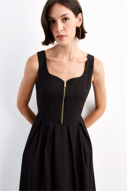 Sleeveless Long Dress