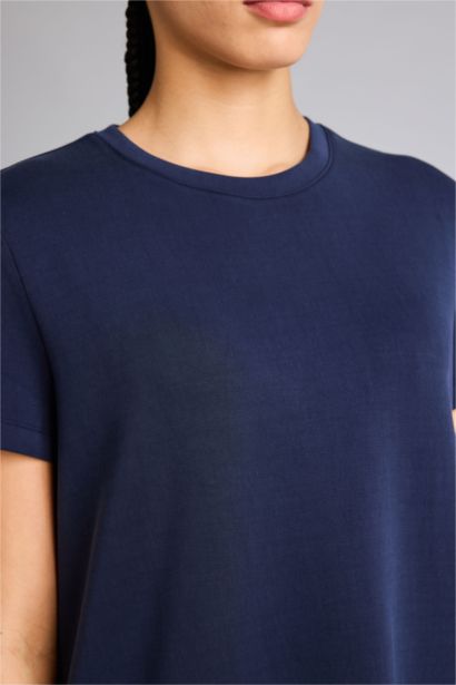 Спортивная футболка Standard Fit из модала с круглым вырезом и коротким рукавом