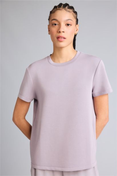 Спортивная футболка Standard Fit из модала с круглым вырезом и коротким рукавом