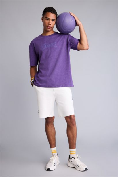 Short Sleeved NBA Los Angeles Lakers T-Shirt