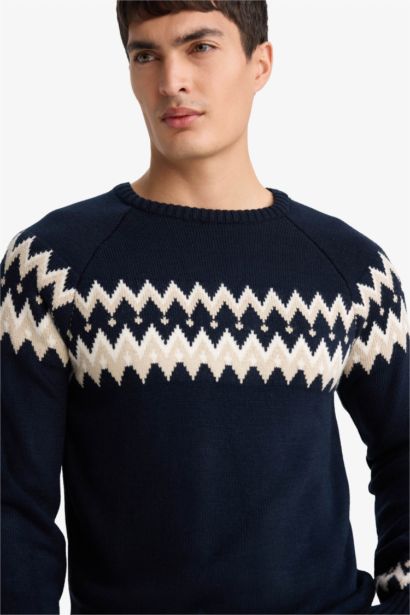 Standard Fit Crew Neck Knitwear Pullover