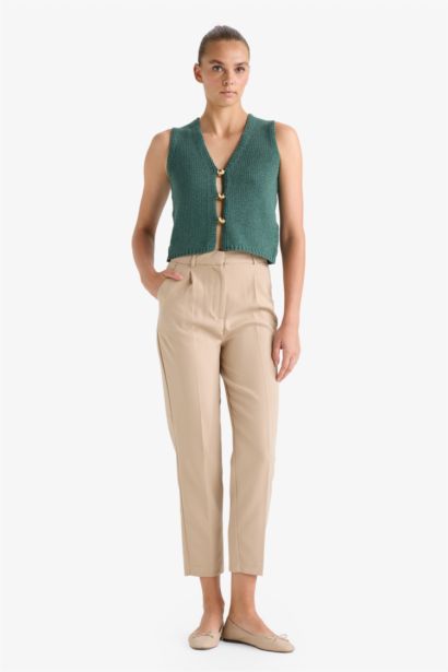 Slim Fit V-Neck Knitwear Vest