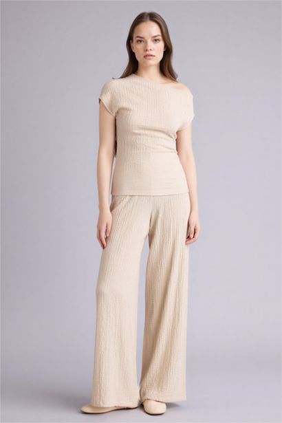 Брюки Wide Leg из ткани букле