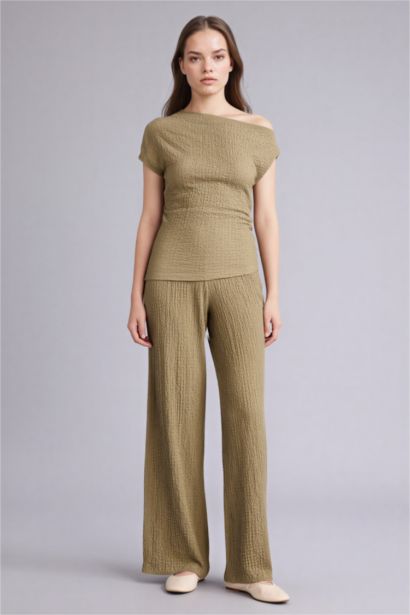 Брюки Wide Leg из ткани букле