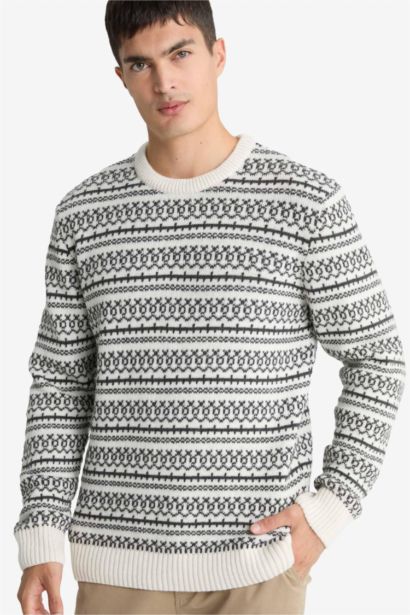 Standard Fit Knitwear New Year Pullover