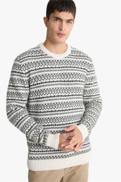 Standard Fit Knitwear New Year Pullover
