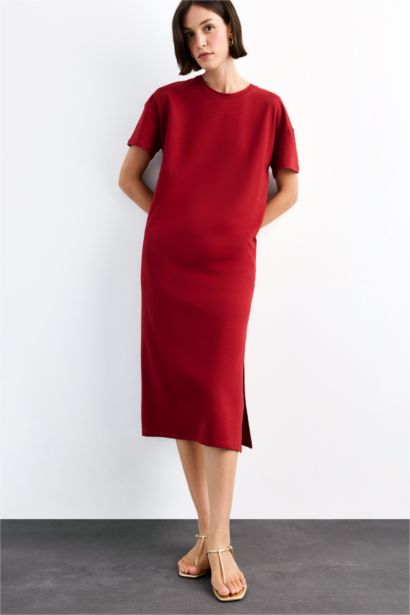 فستان ميدي نص ردن سادة بياخة مستديرة