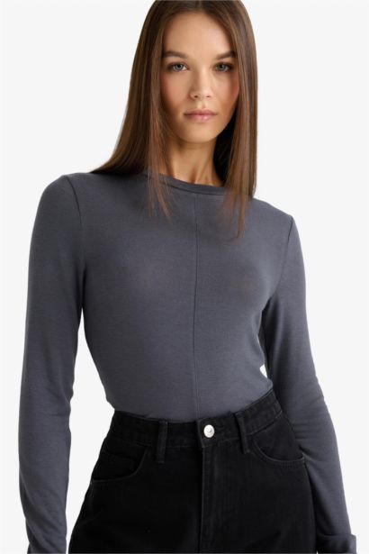 Slim Fit Crew Neck Long Sleeve T-Shirt