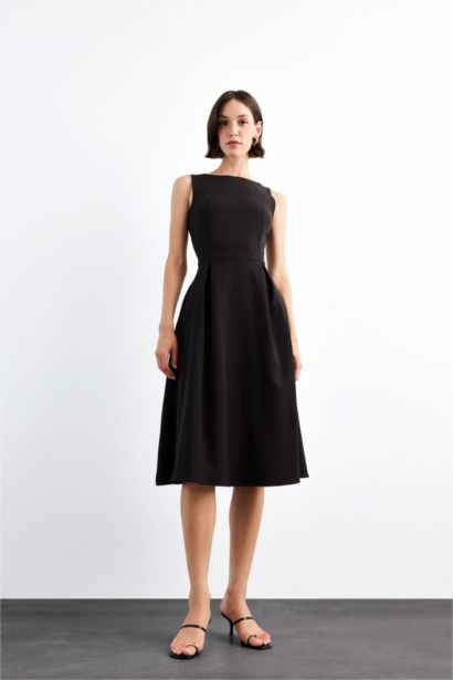 Sleeveless Midi Dress