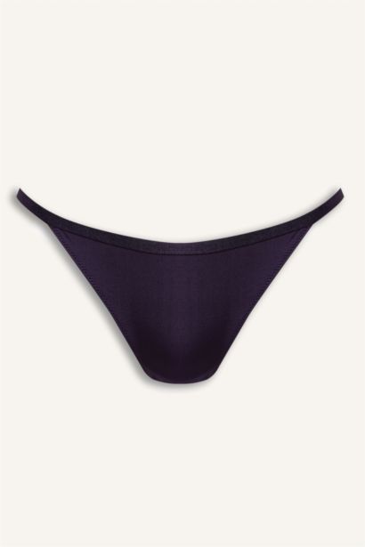 Атласные трусики-бразилиана с кружевными деталями