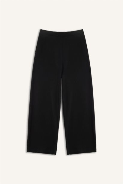 Брюки Wide Straight с прямыми штанинами