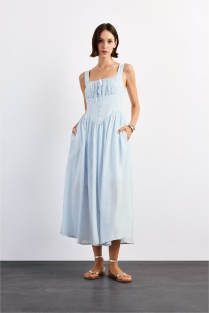 Sleeveless Maxi Dress