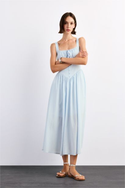 Sleeveless Maxi Dress