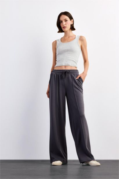 Relax Fıt Normal Bel Düz Paça Modal Pantolon