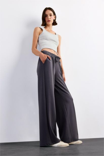 Relax Fıt Normal Bel Düz Paça Modal Pantolon