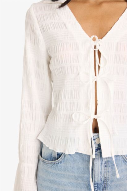 Slim Fit V-Neck Long Sleeve Blouse