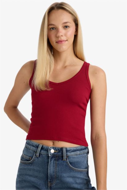 تانك توب مضلع سليم فيت مخصر بياقة V