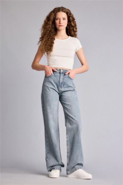 بنطرون جينز وايد ليج برجل واسع وخصر عالي