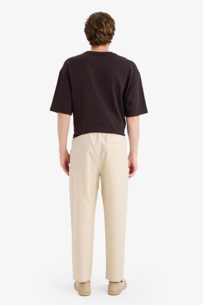 بنطلون من مزيج القطن والكتان