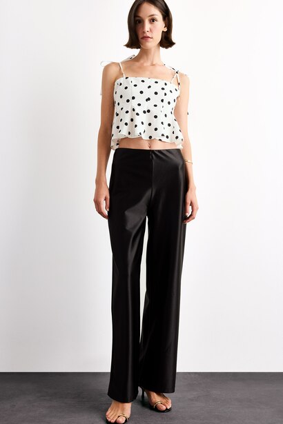 Normal Waist Relax Fit Trousers