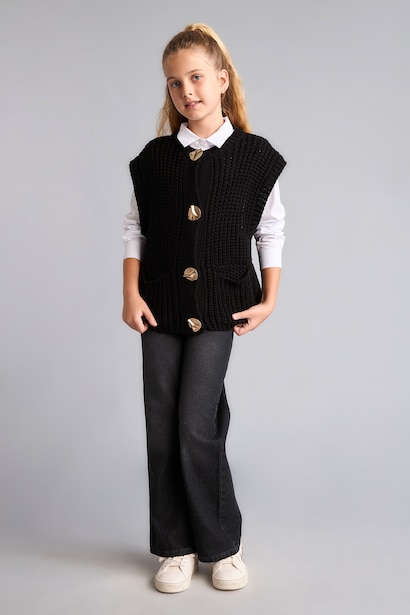 Girl Regular Fit Crew Neck Sweater Vest
